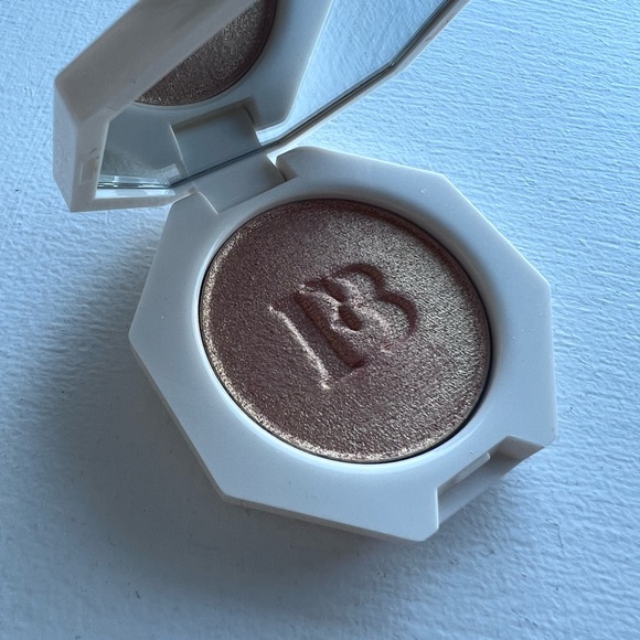 Fenty Beauty Killawatt Highlighter Hustla Baby - Picture 8 of 8